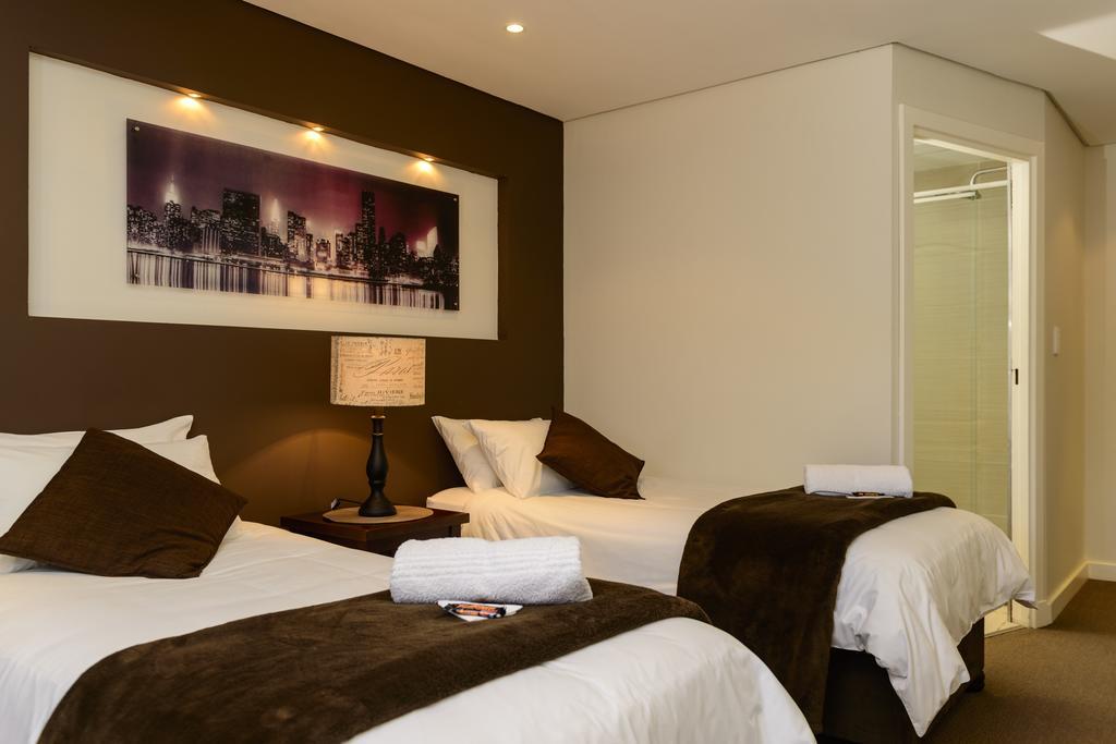 Biggy Best Boutique Hotel & Self Catering Cottages Howick Chambre photo